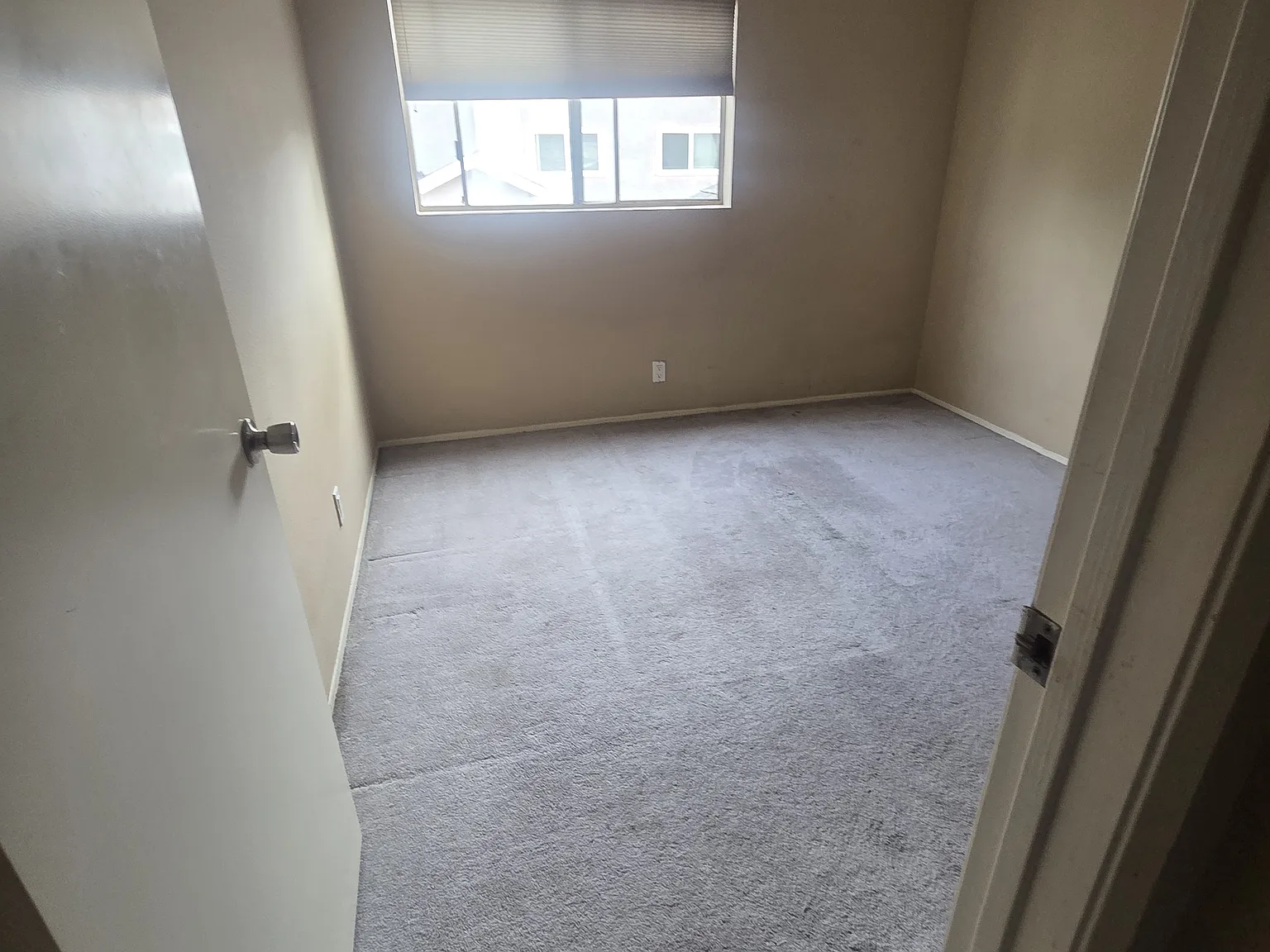 Alabar Way, Oceanside — Photo 2