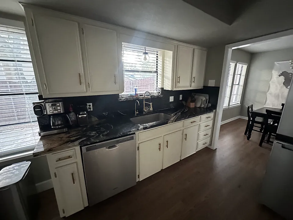 46 Lakewood Dr