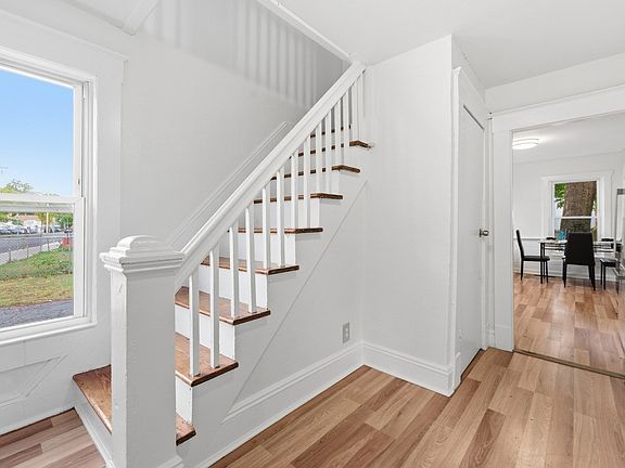 3rd image of 73 Jasper St