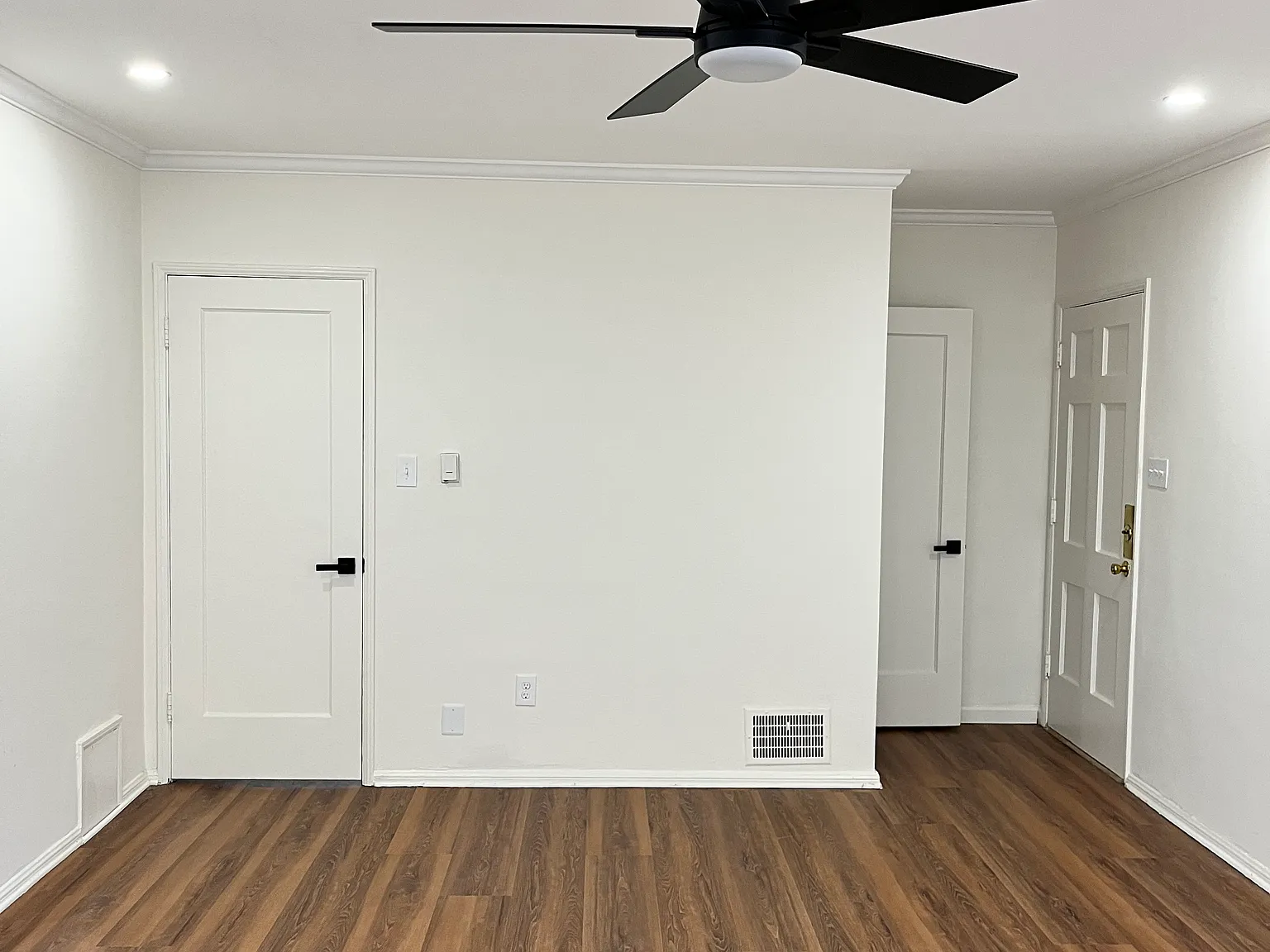 1 bed, 750 sqft, $2,000 — Photo 2