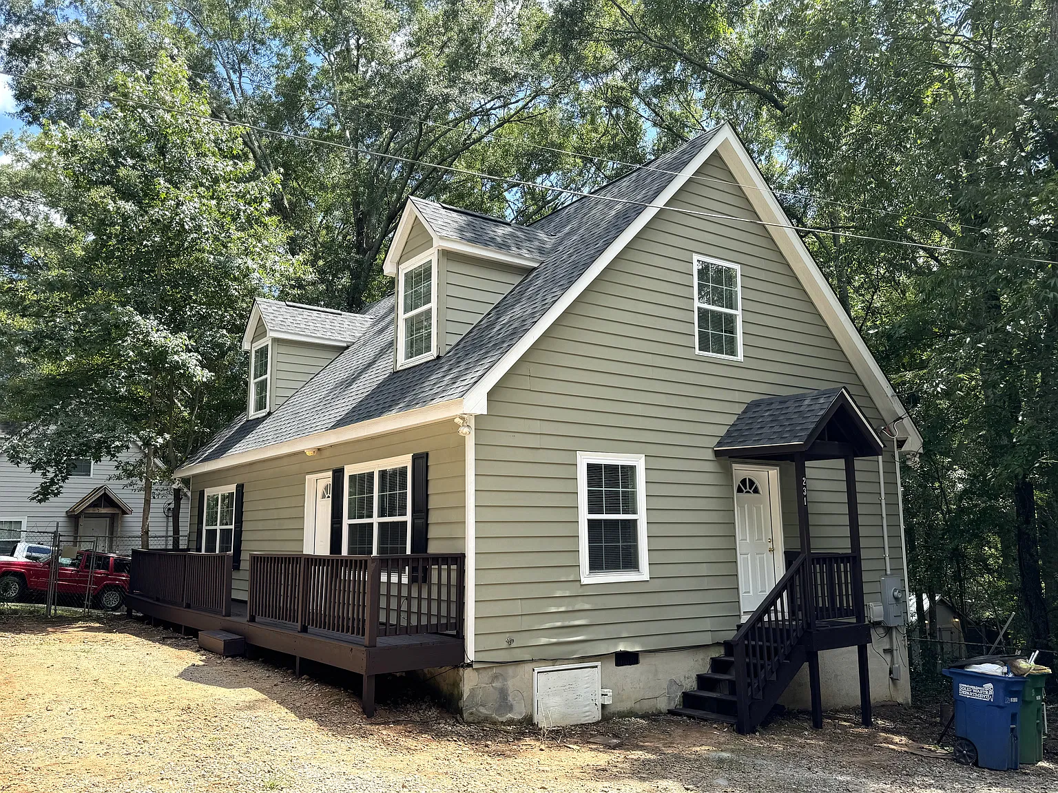 4 bed, 1862 sqft, $2,700 — Photo 2