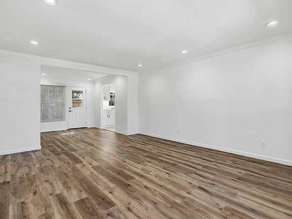 3rd image of 101 Darcy Ave #A