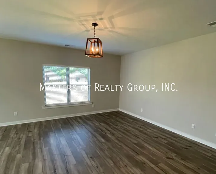 100 Cole Ln — Photo 5