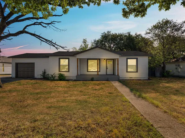 4548 Hodgkins Rd, Lake Worth, TX 76135