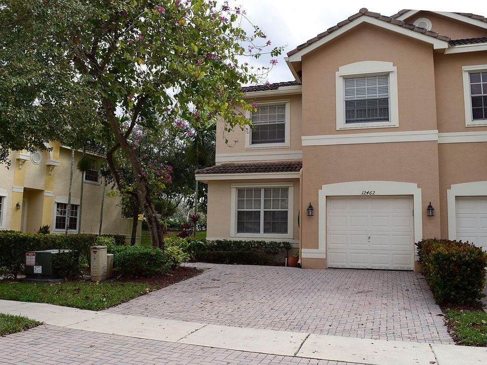 1st image of 12462 SW 44th Ct #12462