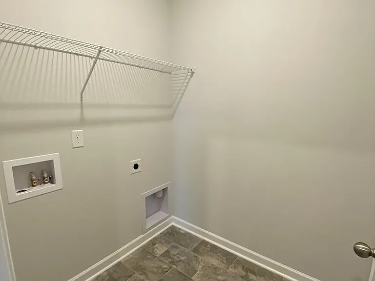 5058 Hunters Village Dr — Photo 18
