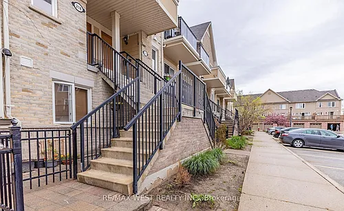 4975 Southampton Dr #218 Photo 1 4975 Southampton Dr #218 Photo 1