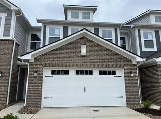 6659 Halsey St, Zionsville, IN 46077
