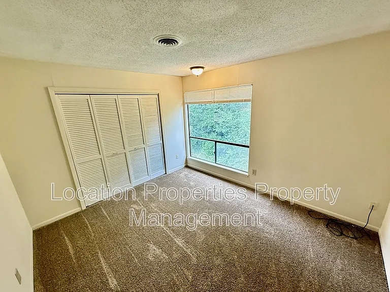 3420 Augusta Dr #1 — Photo 14