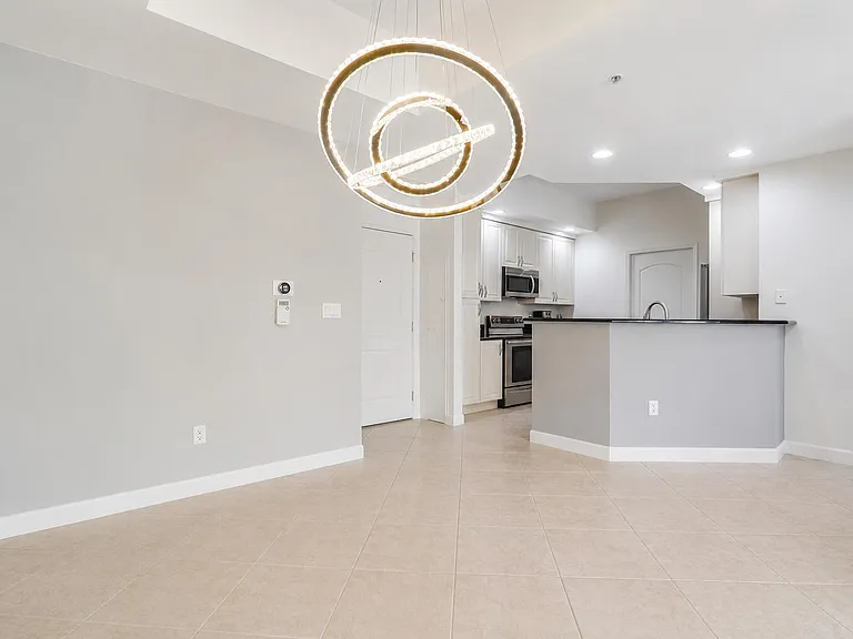 801 S Olive Ave #1515 — Photo 31