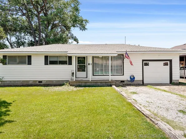 1215 N Oklahoma Ave, Claremore, OK 74017