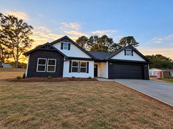 217 Candlewood Ln, Gaffney, SC 29341
