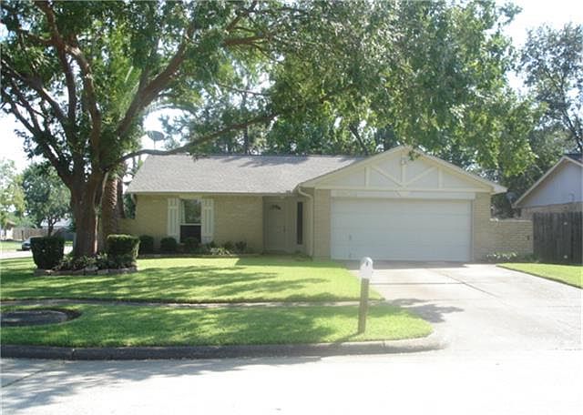 1st image of 2509 Knoxville Dr