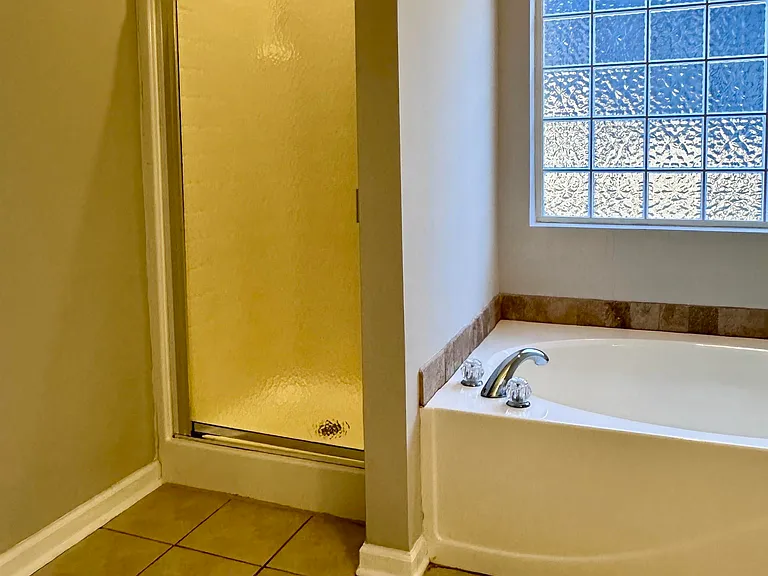 5272 Promenade Dr — Photo 12