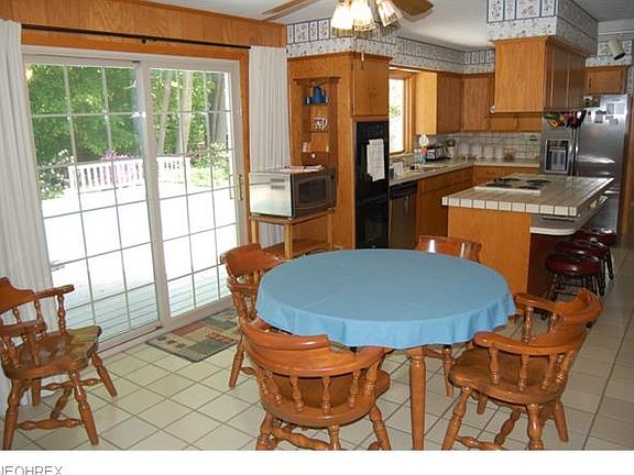 5th image of 705 Fairwood Dr