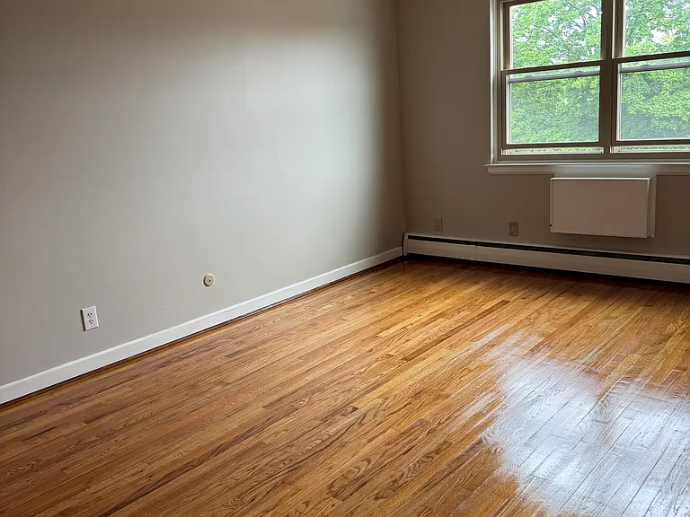 70 Grove Hill St #4O — Photo 8