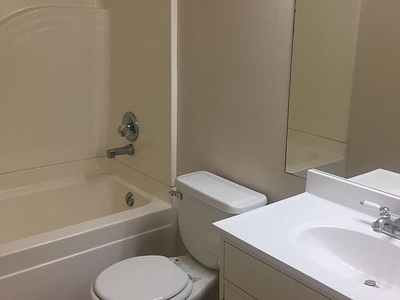 3rd image of 5155 Rosemont Dr