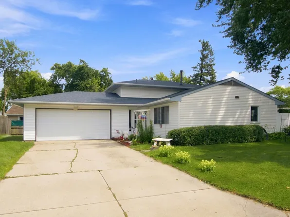 914 Menlo Ct, Joliet, IL 60431