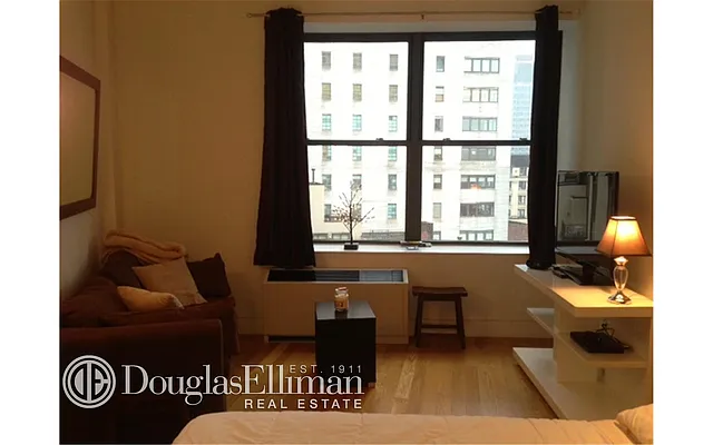 Rented by Douglas Elliman | media 44