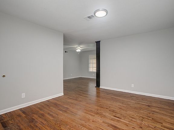 4th image of 1125 Templecliff Dr