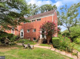 3508 Gunston Rd, Alexandria, VA 22302