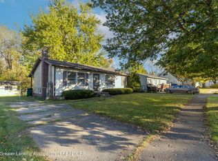 6955 Richard Rd, Lansing, MI 48911