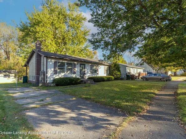 6955 Richard Rd, Lansing, MI 48911