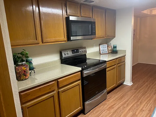 4371 Hulen Cir E #4371 — Photo 6