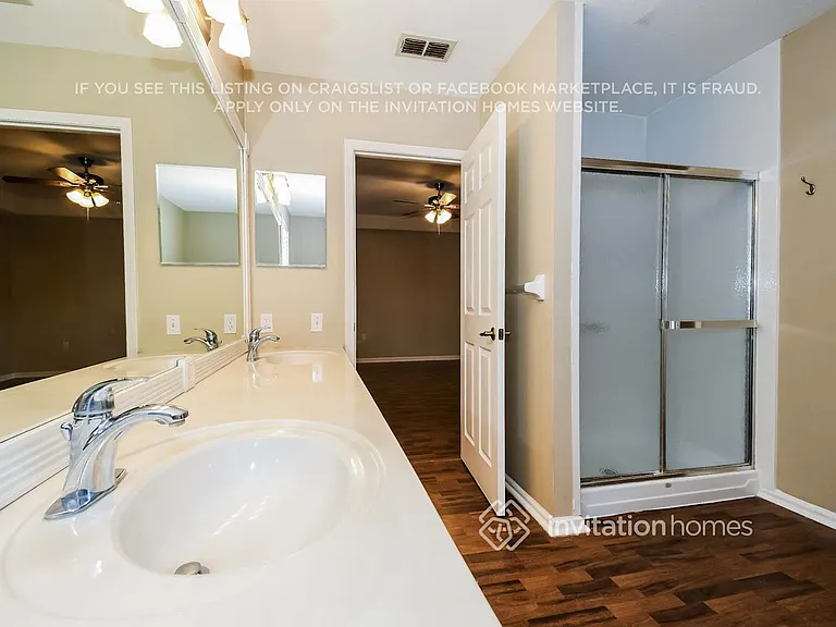 8568 Glenbury Ct N — Photo 14