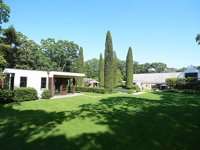 179 Skimhampton Rd — Photo 47