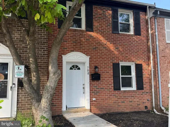 708 Olde Greenwich Cir, Fredericksburg, VA 22408