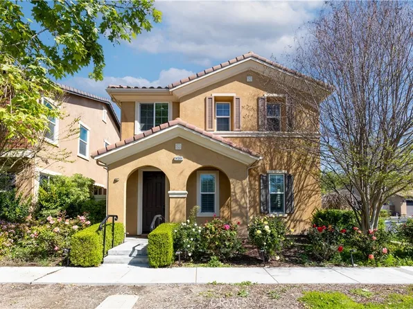 14564 Monet Dr, Corona, CA 92880