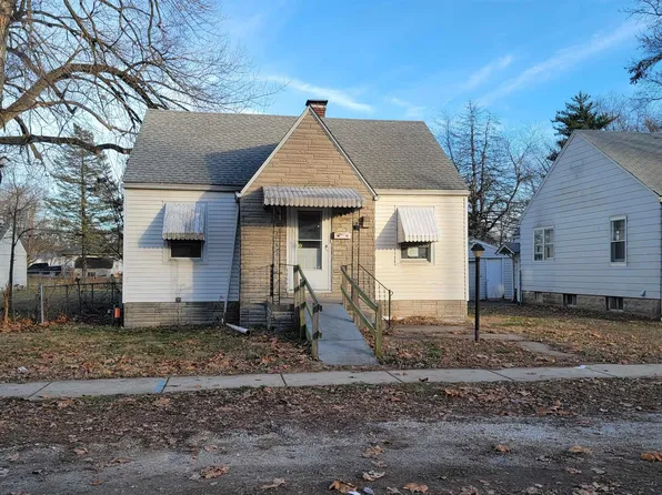 2206 S 12th St, Springfield, IL 62703