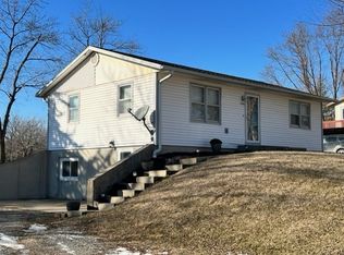 1006 Shelton St, Maysville, MO 64469