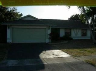 825 SW 158th Ter, Sunrise, FL 33326