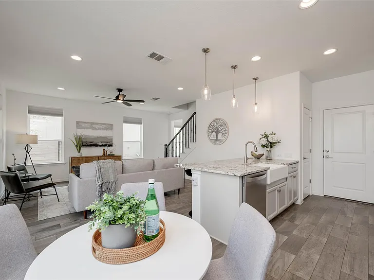 16601 Sydney Carol Ln — Photo 26
