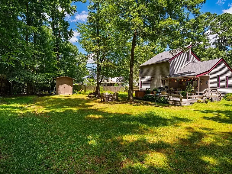 206 Lisa Dr — Photo 31