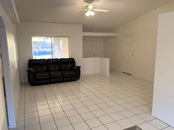 3rd image of 3567 Kearsage Dr