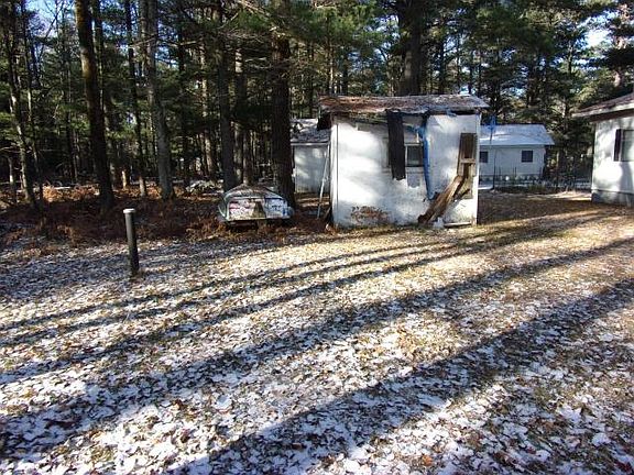4th image of 8135 Cottage Dr E