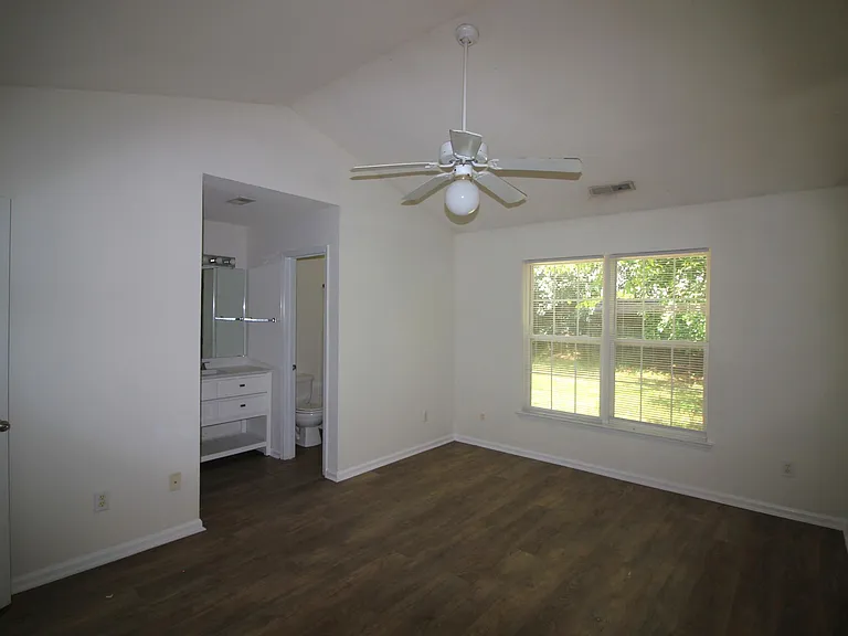 5219 Eagles Landing Dr — Photo 5