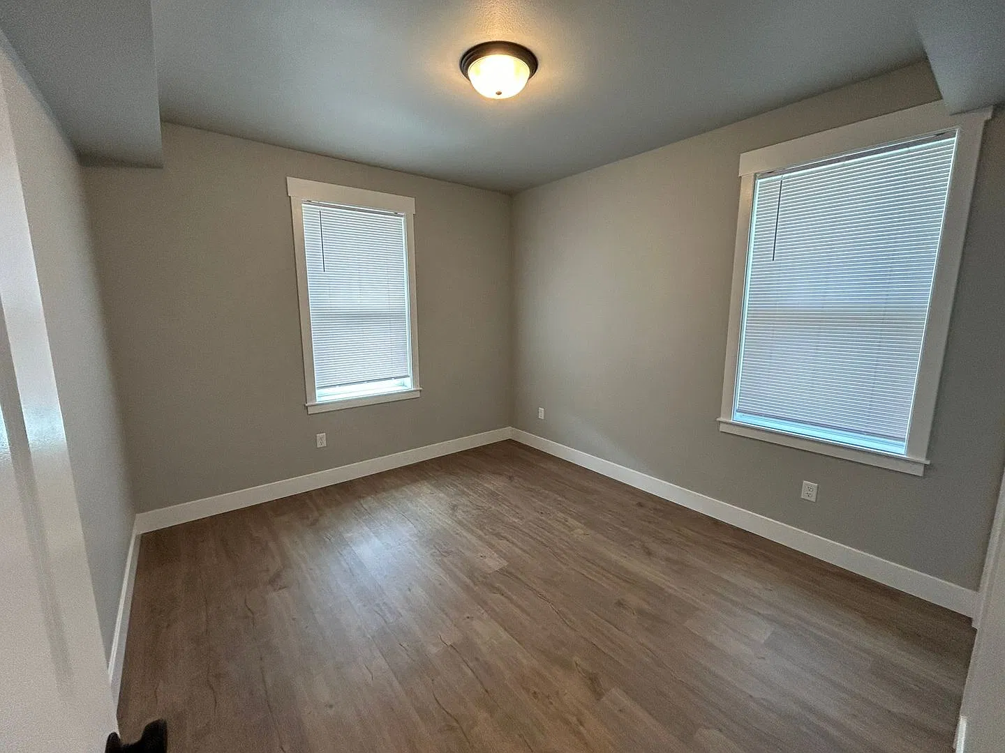 6086 Northstead Ave — Photo 4