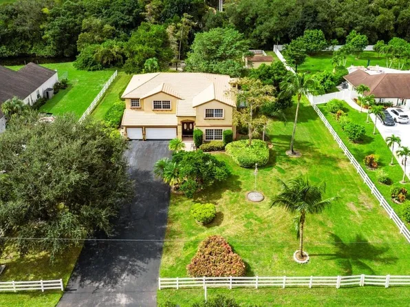 5811 NW 80th Terrace, Parkland, FL 33067