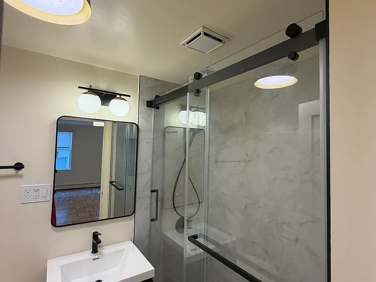 1310 Jones Street — Photo 21