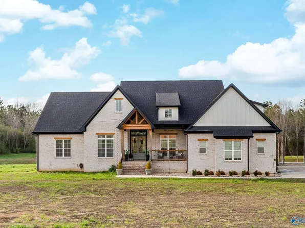 2310 Bob Jones Rd, Scottsboro, AL 35769