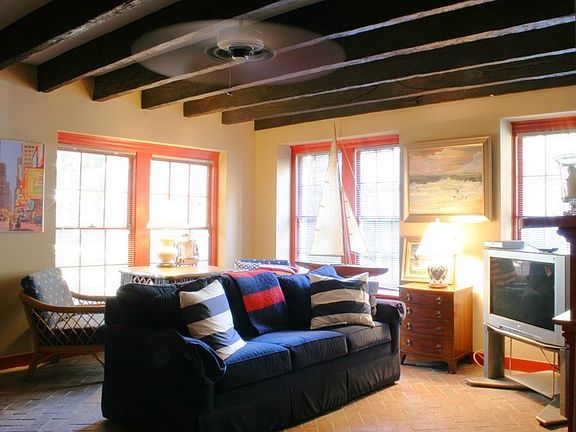 Apartment Living Room