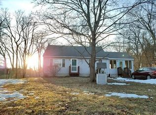 8 Cordial Rd, Middleboro, MA 02346