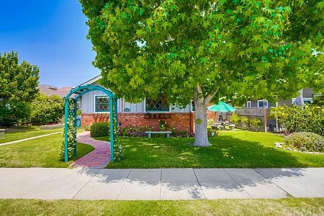 1st image of 4037 E Theresa St