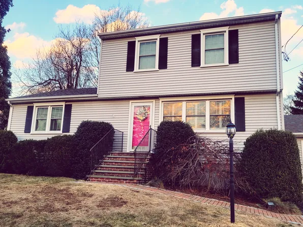 109 Chatham Avenue, Milford, CT 06460