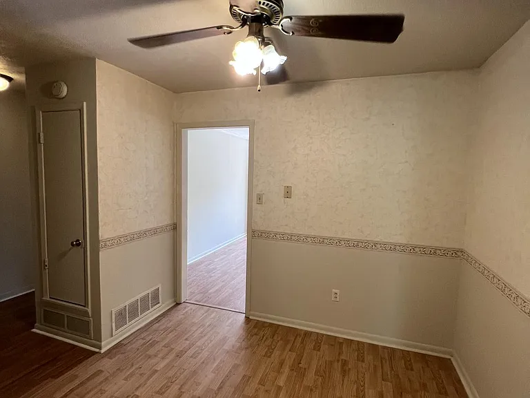2104 Terrace Dr — Photo 13