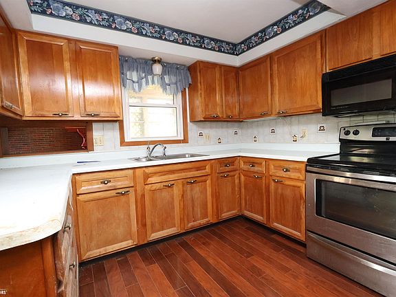 5th image of 2803 Nelson Rd